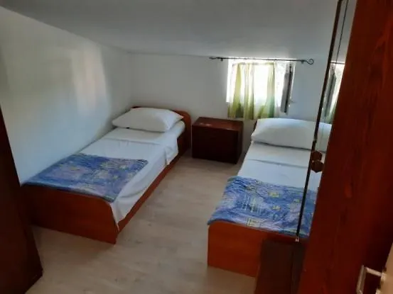 Marija G Apartment *